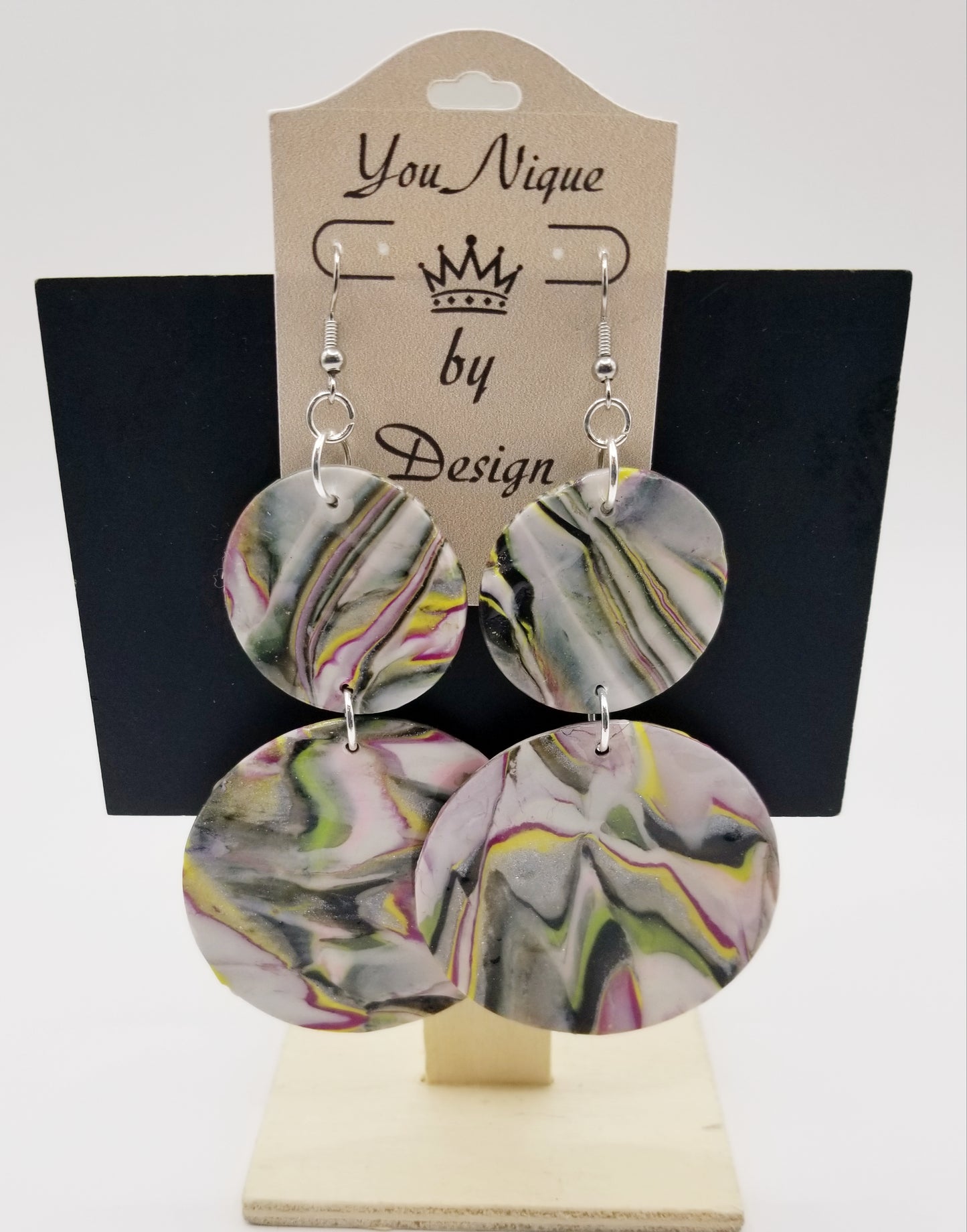 Jazzy Contrast Earrings