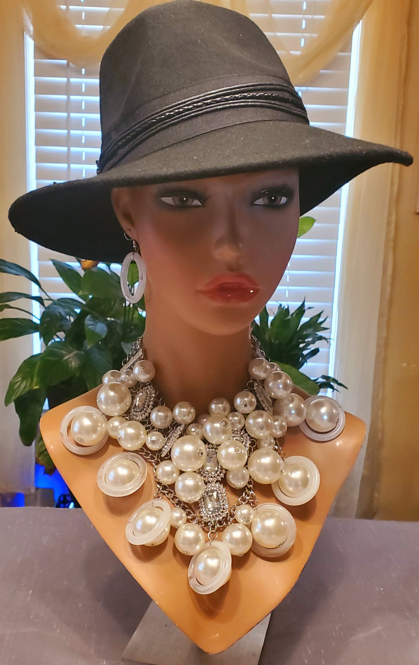 Beautifully Bold Pearl Necklace Set
