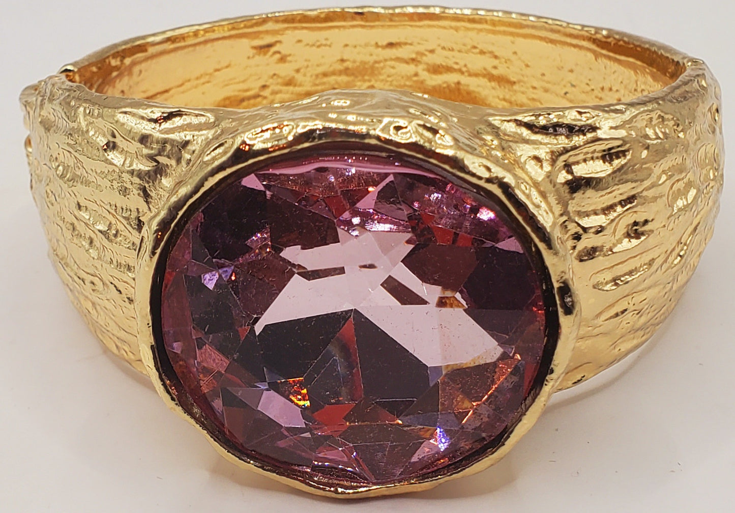 Round Blush Stone Hinged Bracelet