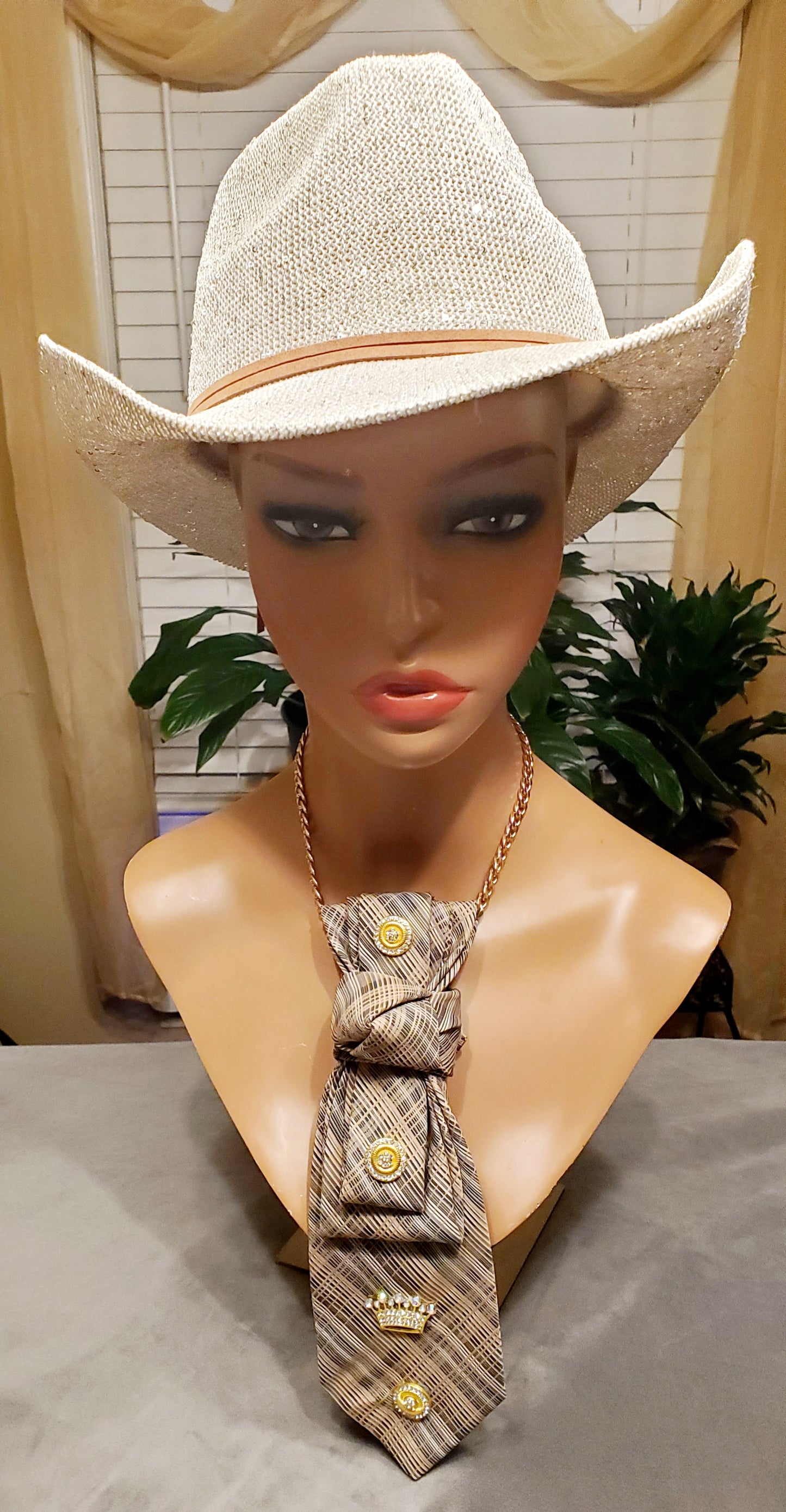 Streaks of Gold In Time Necktie Necklace