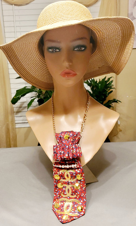 Floral Redd Necktie Necklace